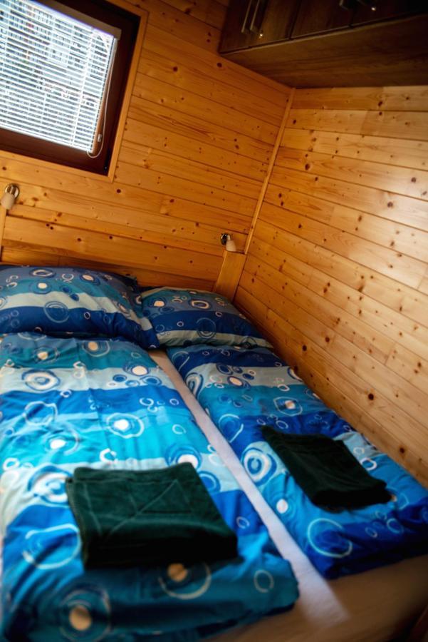 Houseboat Bonanza Prague Hotell Eksteriør bilde