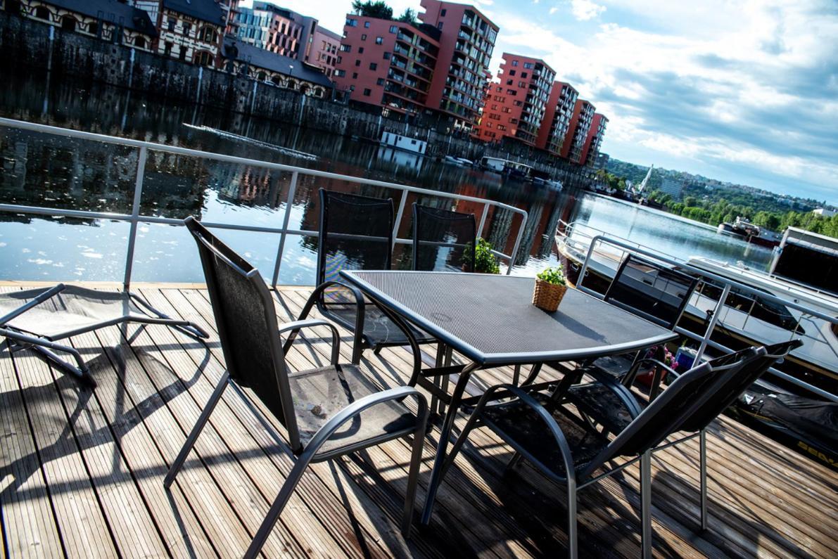 Houseboat Bonanza Prague Hotell Eksteriør bilde